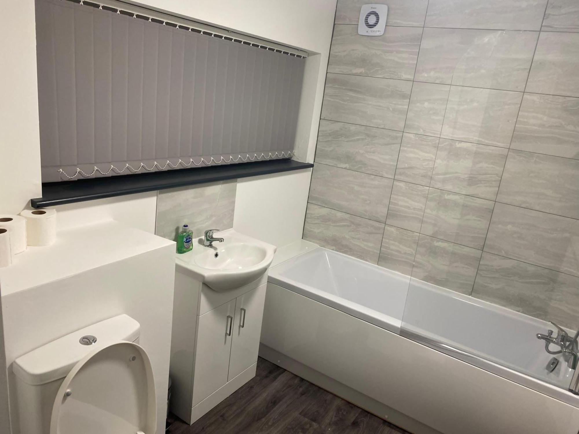 Houghton Guest House 2 Stoke-on-Trent Bagian luar foto